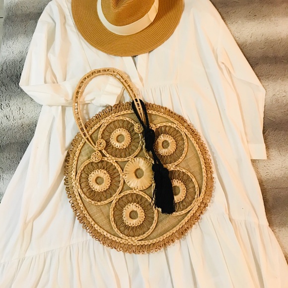Vintage Handbags - Vintage Straw Circle Bag with Tassel